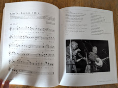 Laurie Lewis Songbook Earth & Sky SIGNED Folk Bluegrass
