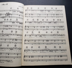 Chicago Sheet Music Piano/Vocal Song Album Music Book 2nd Album 65/971/D/29150