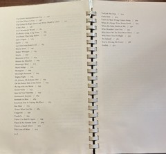 Large Spiral Bound Vintage Songbook Standards Pop Jazz Piano Vocal 500 Songs
