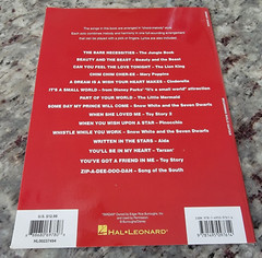 Beginning Solo Guitar Disney Songs Songbook–Hal Leonard–Chord Melody Style