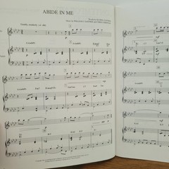 Contemporary Gospel Favorites Piano Accompaniment w Guitar Chord, Douglas Schoen