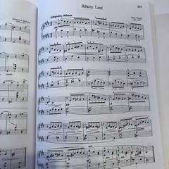 Music for Millions Ser.: Intermediate Grades : Classics to Moderns 115 Pieces