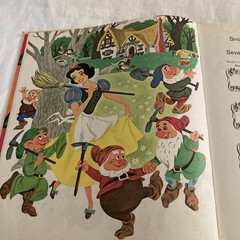 The Walt Disney Song Book Hardback 1974 Piano Voice Sheet Music Color Art Golden