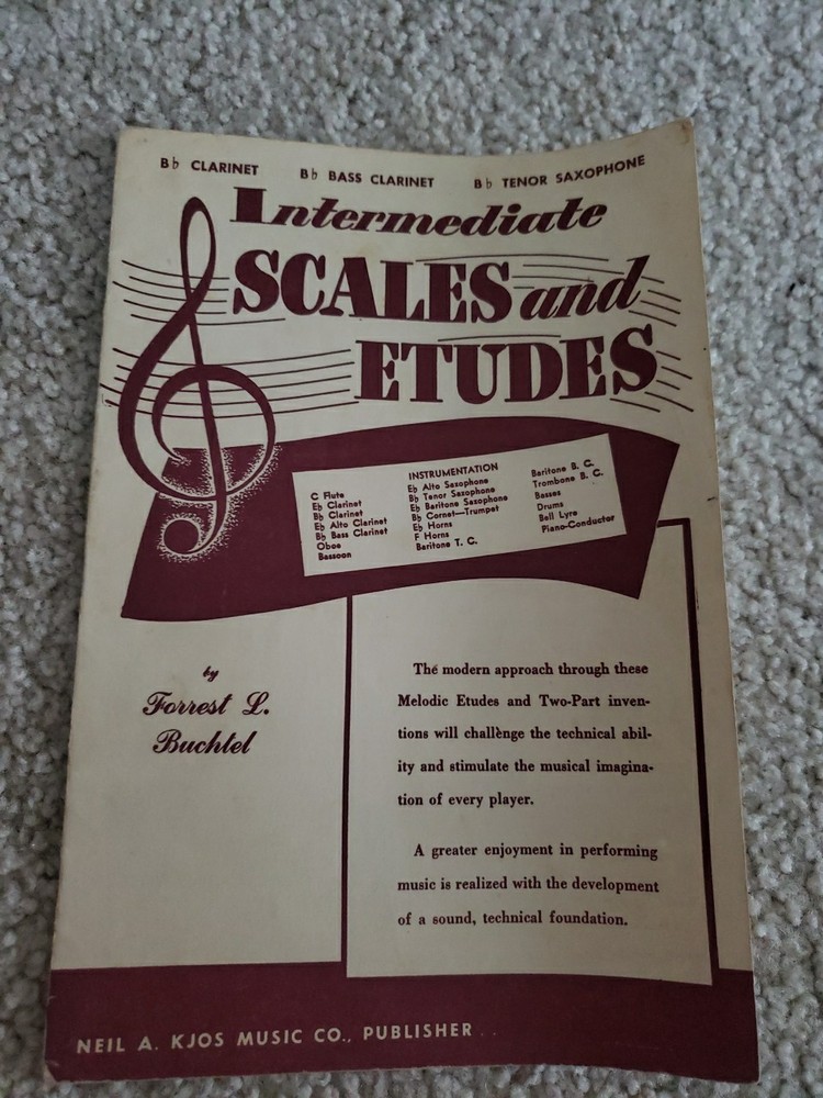 Intermediate Scales And Etudes Bb Clarinet, Bb Bass Clarinet By Forest L Buchtel