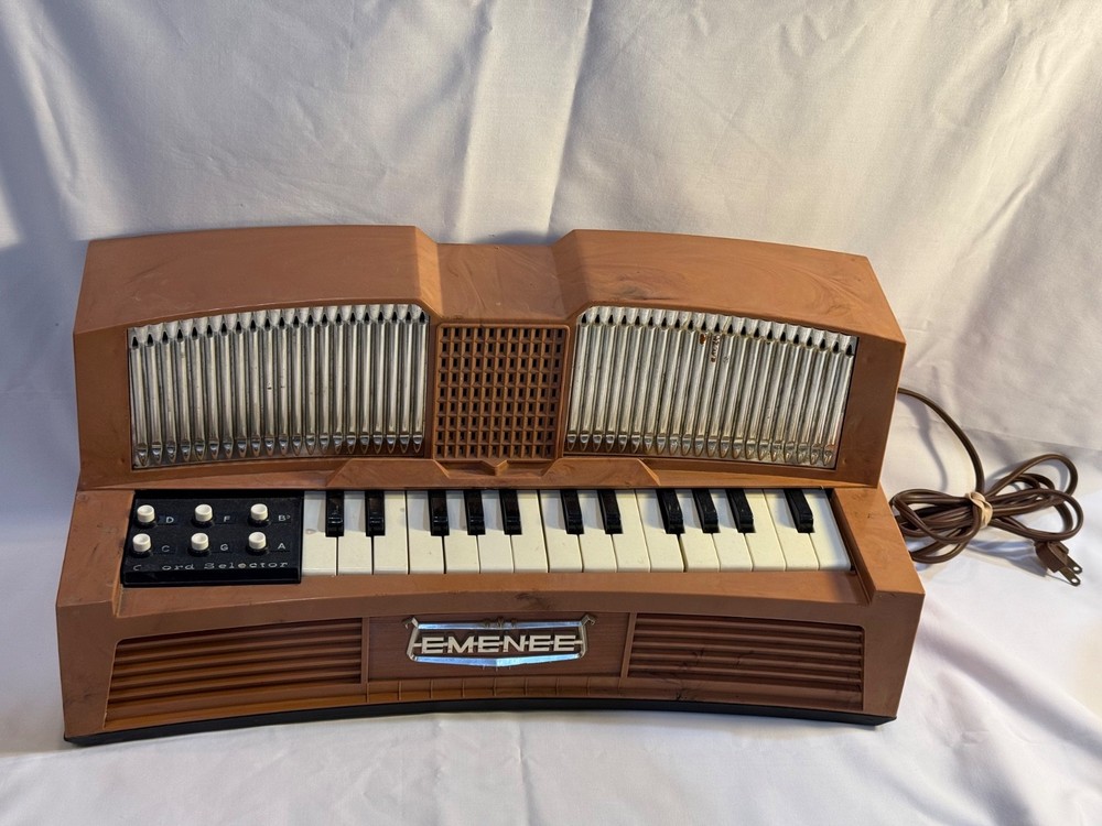Vintage Emenee Chord Organ