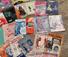 LOT OF 40 PIECES OF VINTAGE SHEET MUSIC 1920s TO 1940s