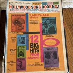 Hollywood Song Book No 1 – 1960&rsquo;s Piano Vocal Organ Guitar Lyrics
