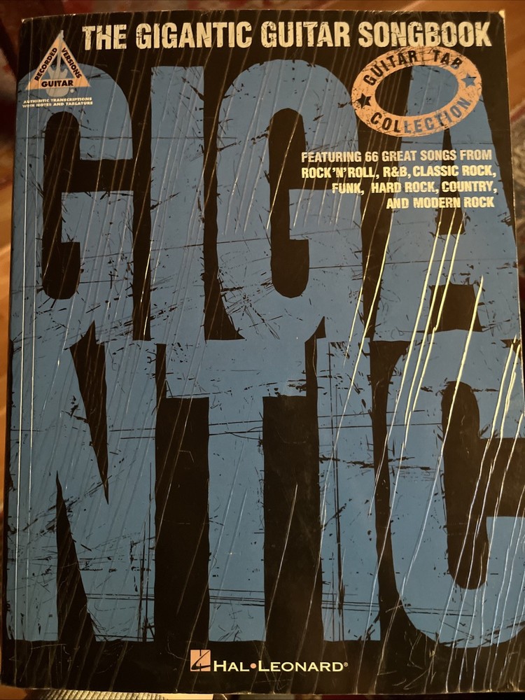 The Gigantic Guitar Songbook (Guitar Tab Collection) – Paperback 432 Pages