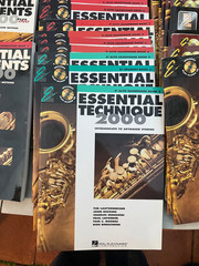 Essential Elements 2000 method books excellent for beginners bulk lot 122 books