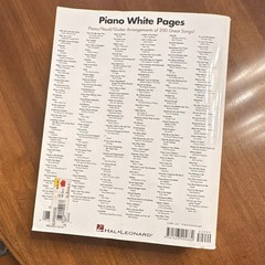 Piano White Pages Piano/Vocal/Guitar Collection Song Book for Solo