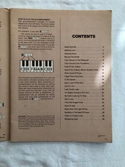 Golden Music Big Note Favorite Hymns Songbook (Piano/Vocal/Guitar)