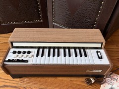 Happi Time Chord Organ Italy -Needs Sevicing