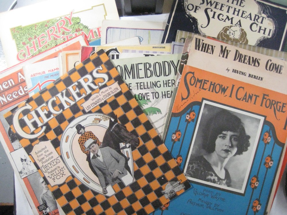 Sheet music Lot of 28 vintage cover artwork follies Irving Berlin Swanee River +