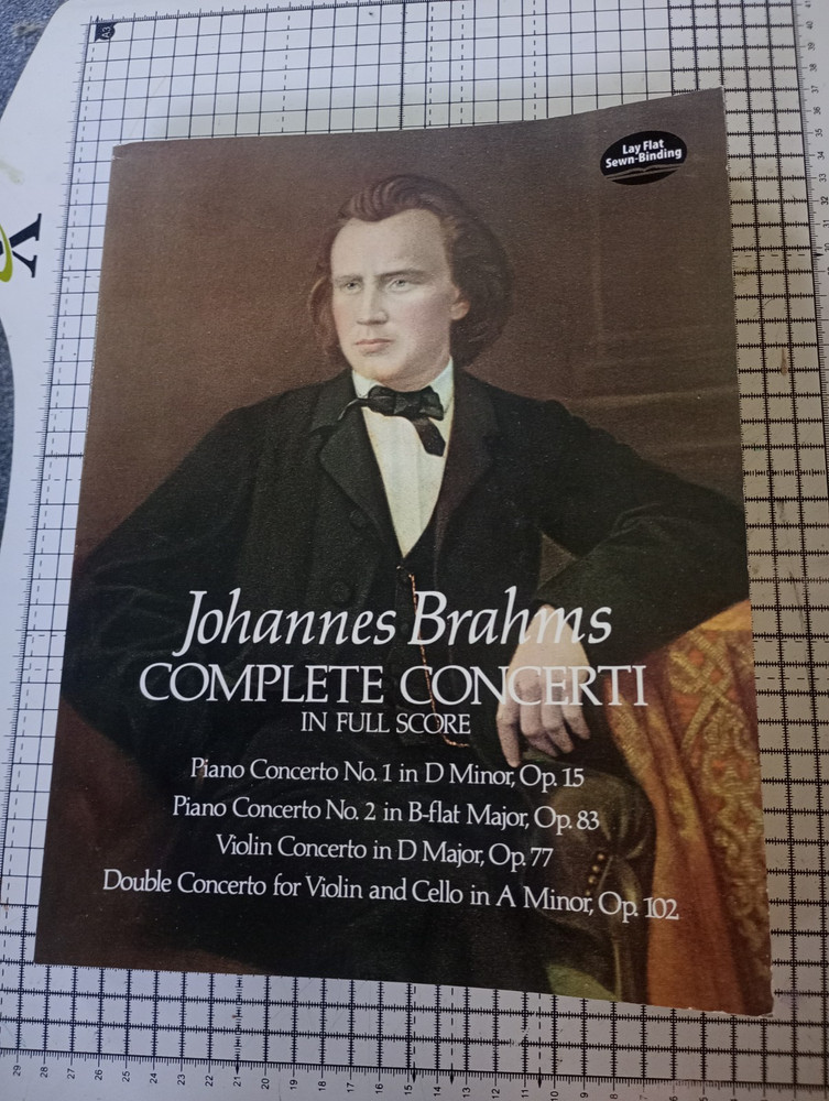 Complete Concerti of Johannes Brahms in full score 1981 Dover Publications music