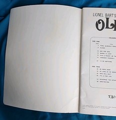 Lionel Bart&rsquo;s Oliver Vocal Selections Musical Sheet Music Book Souvenir Folio