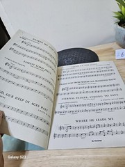 Vintage Hymns For Trumpet With Piano Accompaniment UNKNOWN DATE