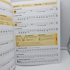 Essential Elements Trumpet Book 1 Bb Hal Leonard Band Method Beginner