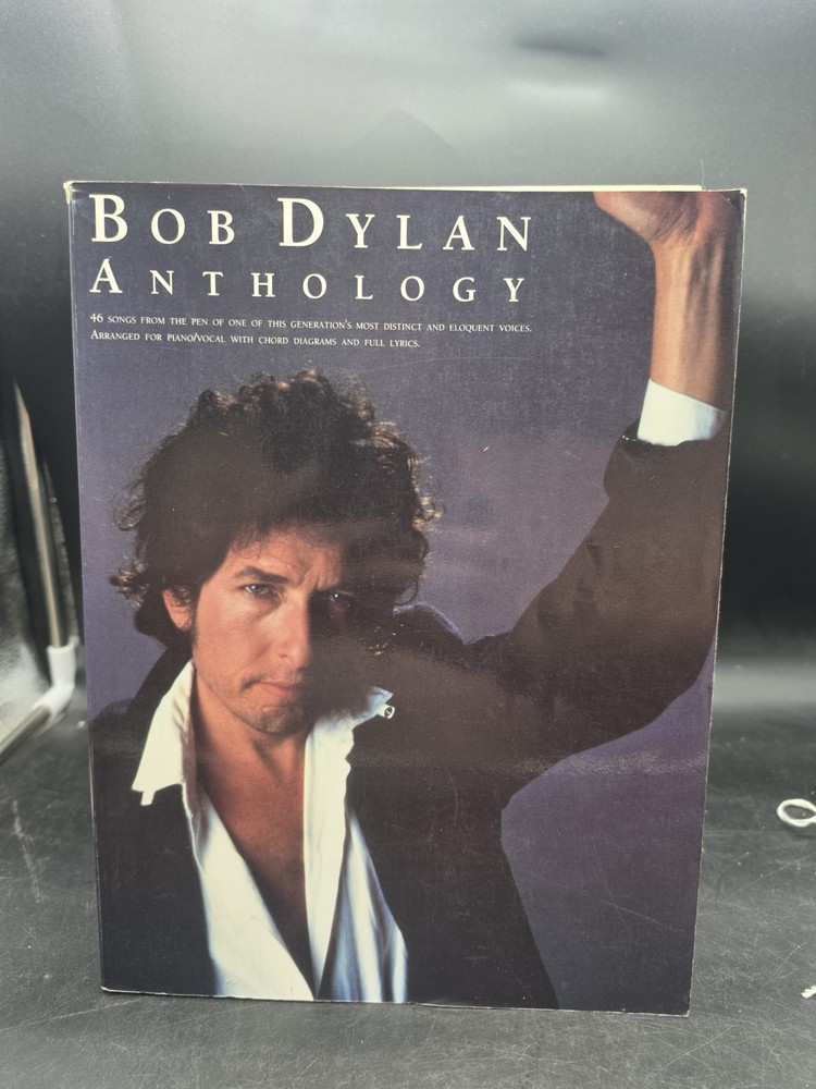 BOB DYLAN – « ANTHOLOGY » – MUSIC SONGBOOK – LESLIE BARR – AMSCO PUBLICATIONS 1990