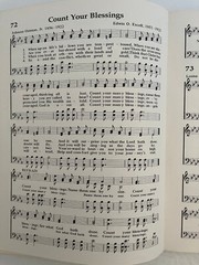 Lillenas Pub. The Golden Hymnbook 1975 Hymn Songbook