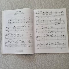 Hal Leonard The Best of Coldplay Easy Piano Sheet Music Book 2005