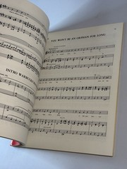 Rare Annie Vocal Score 1977 Near Mint 128 Page Broadway Musical Charles Strouse