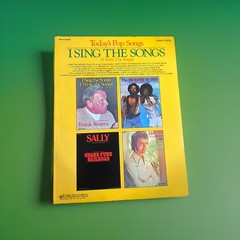 1970’s Pop Rock Compilation Songbook Today’s Pop Songs Piano Guitar Voice VG+