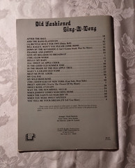 Old Fashion Sing Along Songbook Piano/ Vocal/ Organ/ Chord Arrangements 12 Songs
