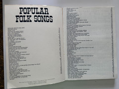 Popular Folk Songs Piano/Vocal/Chords 1976 PB Songbook 113 Songs RARE