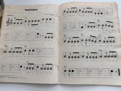 3 EZ play piano songbook Love Song Classical Portraits Latin 18 29 37 1975 organ