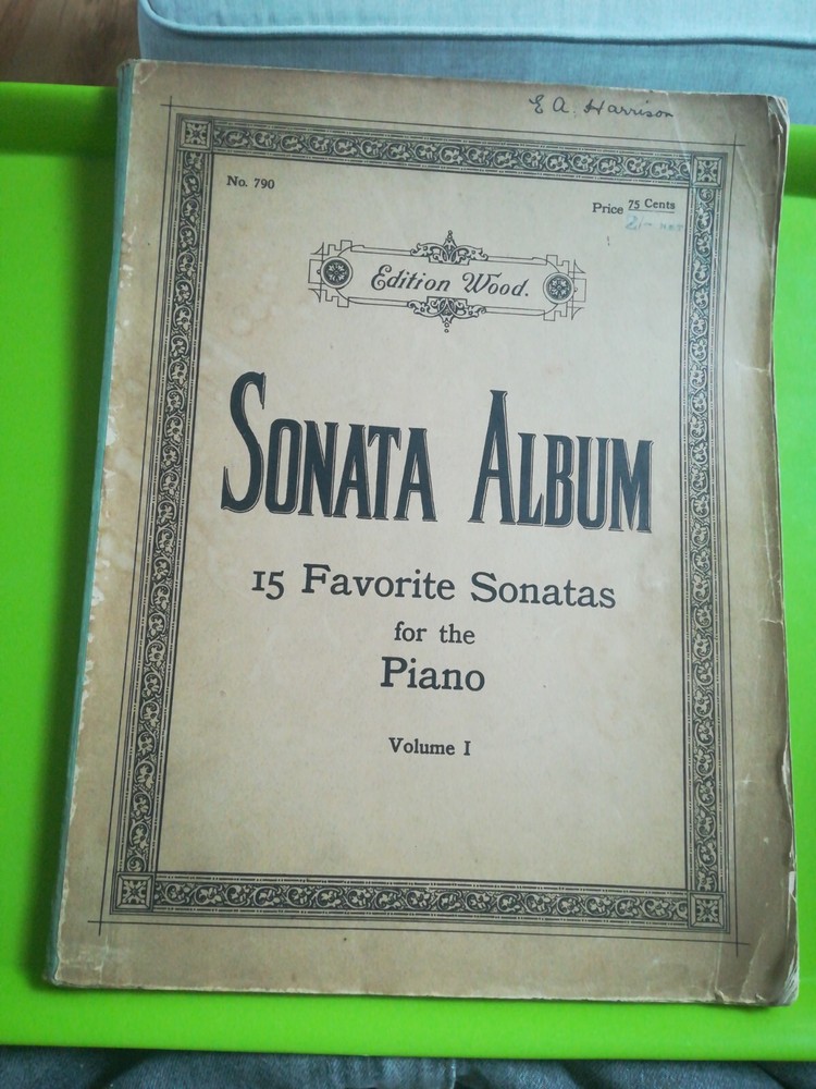 Sonata Album for the Piano. Vol 1. Edition Wood publisher. 144 pages
