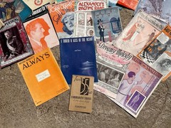 LOT OF 40 PIECES OF VINTAGE SHEET MUSIC 1920s TO 1940s