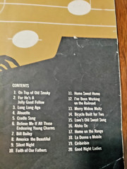 SHEET MUSIC INSTRUCTION BOOK FOR YOUR 3-OCTAVE CHORD ORGAN 20 SONGS