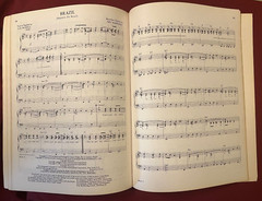 Vintage 1975 New Vocal Pops Piano/Vocal Arrangements Sheet Music Book