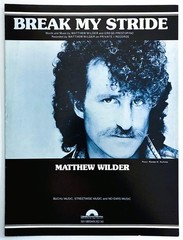 1983 MATTHEW WILDER « BREAK MY STRIDE » SHEET MUSIC – POP ROCK ERA