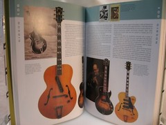 Electric Guitars: The Illustrated Encyclopedia