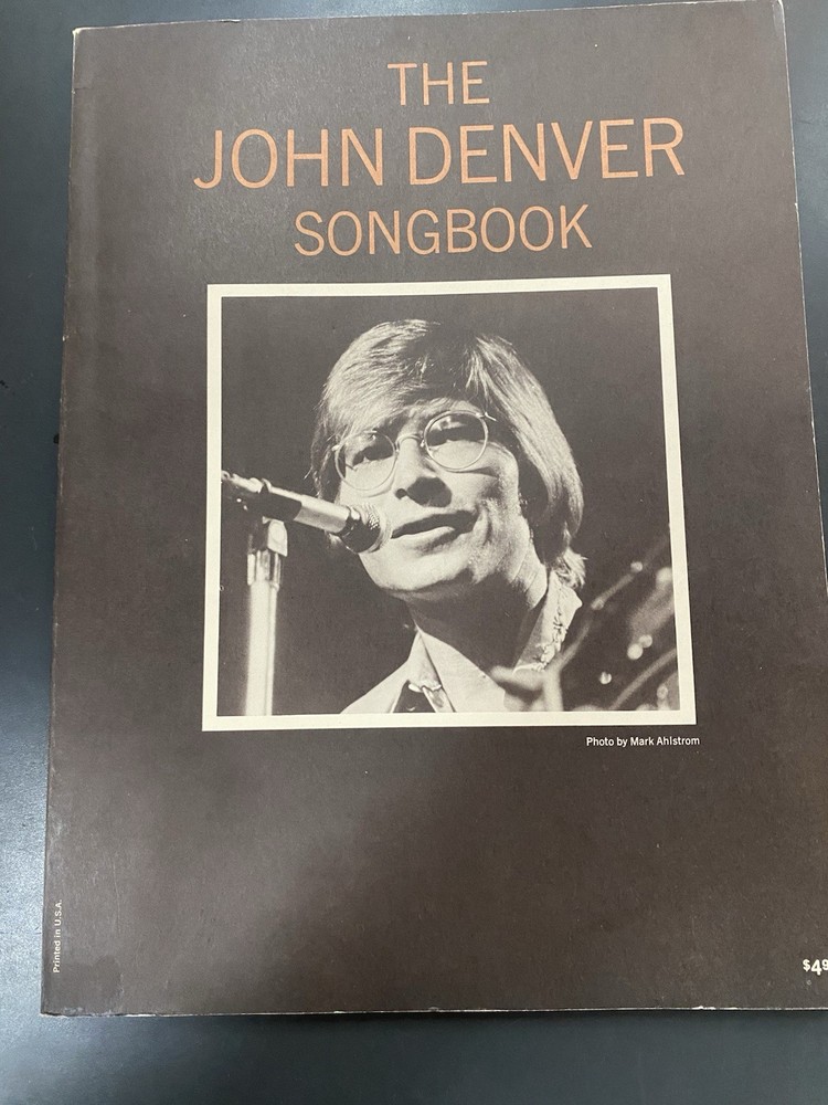 THE JOHN DENVER SONGBOOK 1971 SONG BOOK SHEET MUSIC CHERRY LANE MUSIC 112 pages