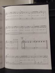 2000&rsquo;s Easy Piano Songbook 15 Top Hits Sheet Music Guitar Vocals New