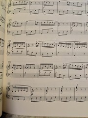 Essential Keyboard Sonatinas 16 Popular Sonatinas Original Form Piano Solo Book