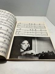 The Liza Minnelli Song Book 1974 144 pages- Sheet Music for Piano Voice Guitar