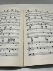 The Liza Minnelli Song Book 1974 144 pages- Sheet Music for Piano Voice Guitar