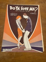LOT of 17 Vintage 1920s, 1930s SHEET MUSIC with ukulele chords