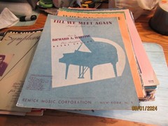 Huge lot of vintage sheet/piano/guitar music 1920&rsquo;s to 1990&rsquo;s Read Description
