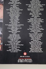 THE DEFINITIVE DYLAN SONGBOOK – AMSCO PUBLICATIONS – 2001 – OVER 325 SONGS!