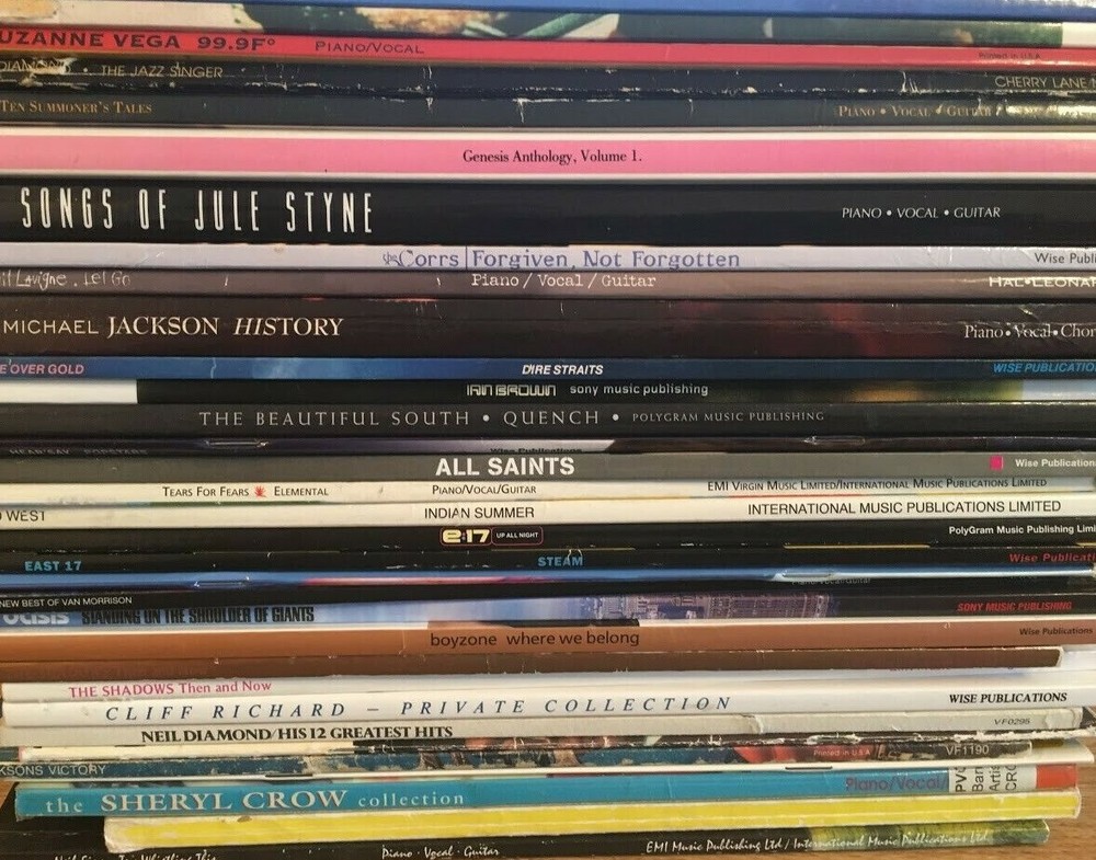 Sheet Music Books – Piano Voice Guitar – PVG – Various Artists
