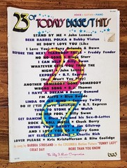 23 Of Today&rsquo;s Biggest Hits Sheet Music Song Book Vintage 1975 Voice Piano Guitar