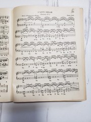 Antique 1918 Latin / English « Masterpieces of Piano Music » book
