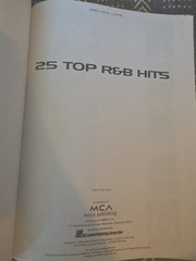 25 Top R&B Hits, Songbook For Piano, Vocals And Guitar, By Alfred Music