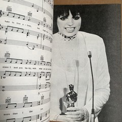 LIZA MINNELLI Songbook Piano Guitar Vocal Photos Sheet Music