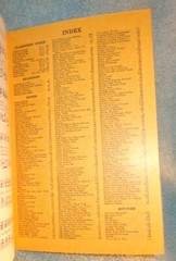 VINTAGE THE GOLDEN BOOK OF FAVORITE SONGS OLD FASHIONED MUSIC BOOK 128 PAGES!