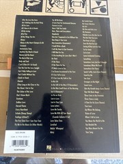 The Love Songs Book, DIVERS AUTEURS